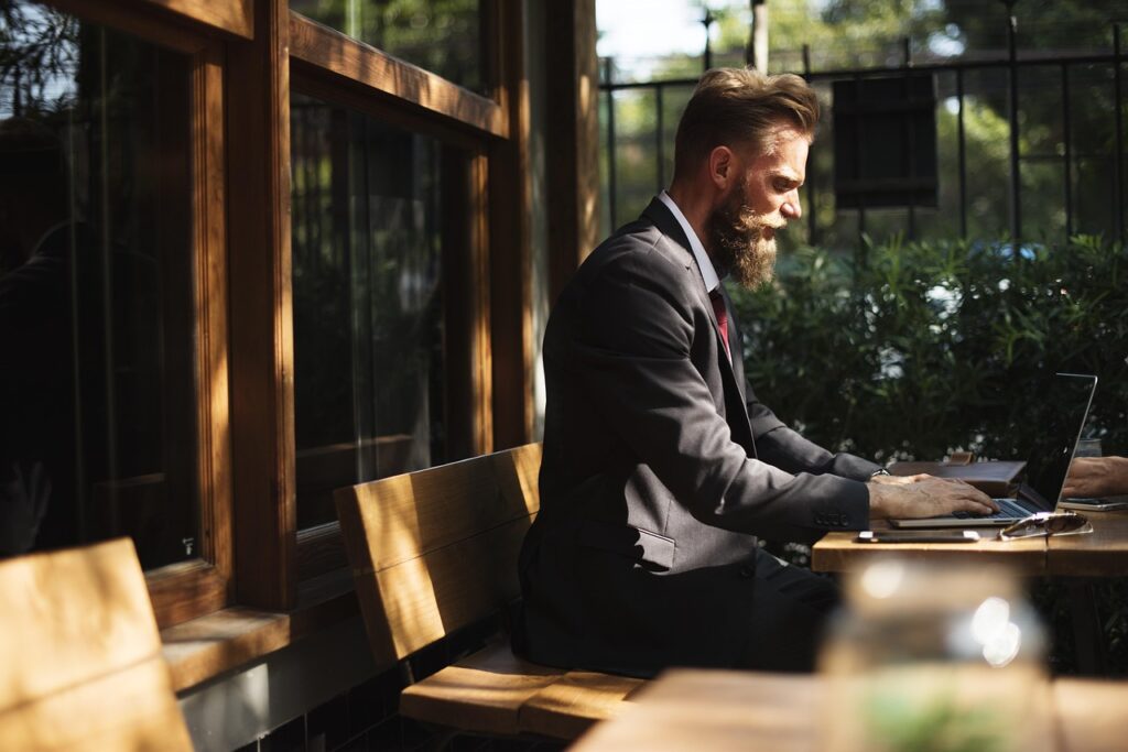 保育士未経験の社会人が転職前に勉強するべきことは何？